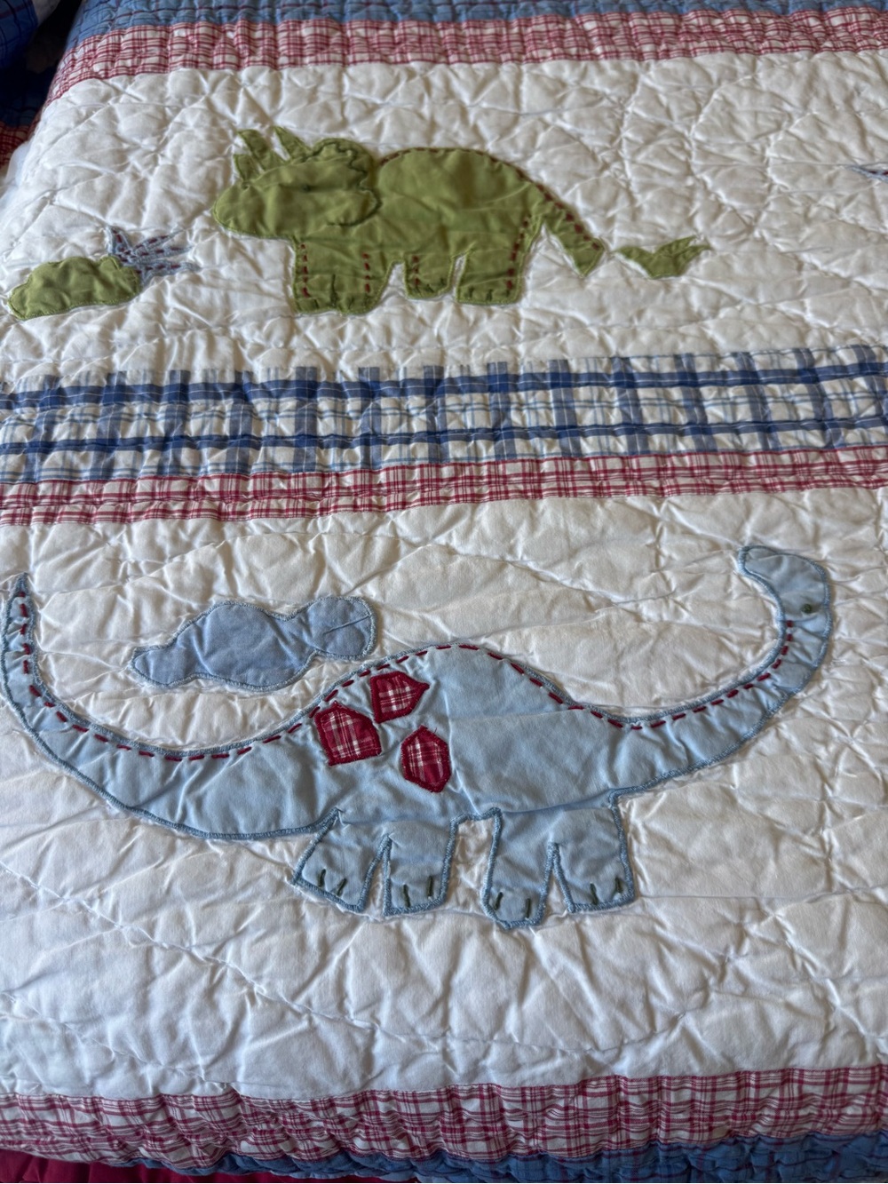 Pottery Barn Kids Dinosaur Appliqué Quilt in Cream, Blue, Green - Picture 4 of 6